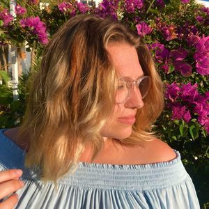 Meet your Posher, Francesca